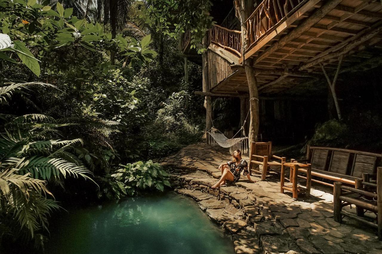 Treehouse De Valentine Villa Balamban Exteriör bild