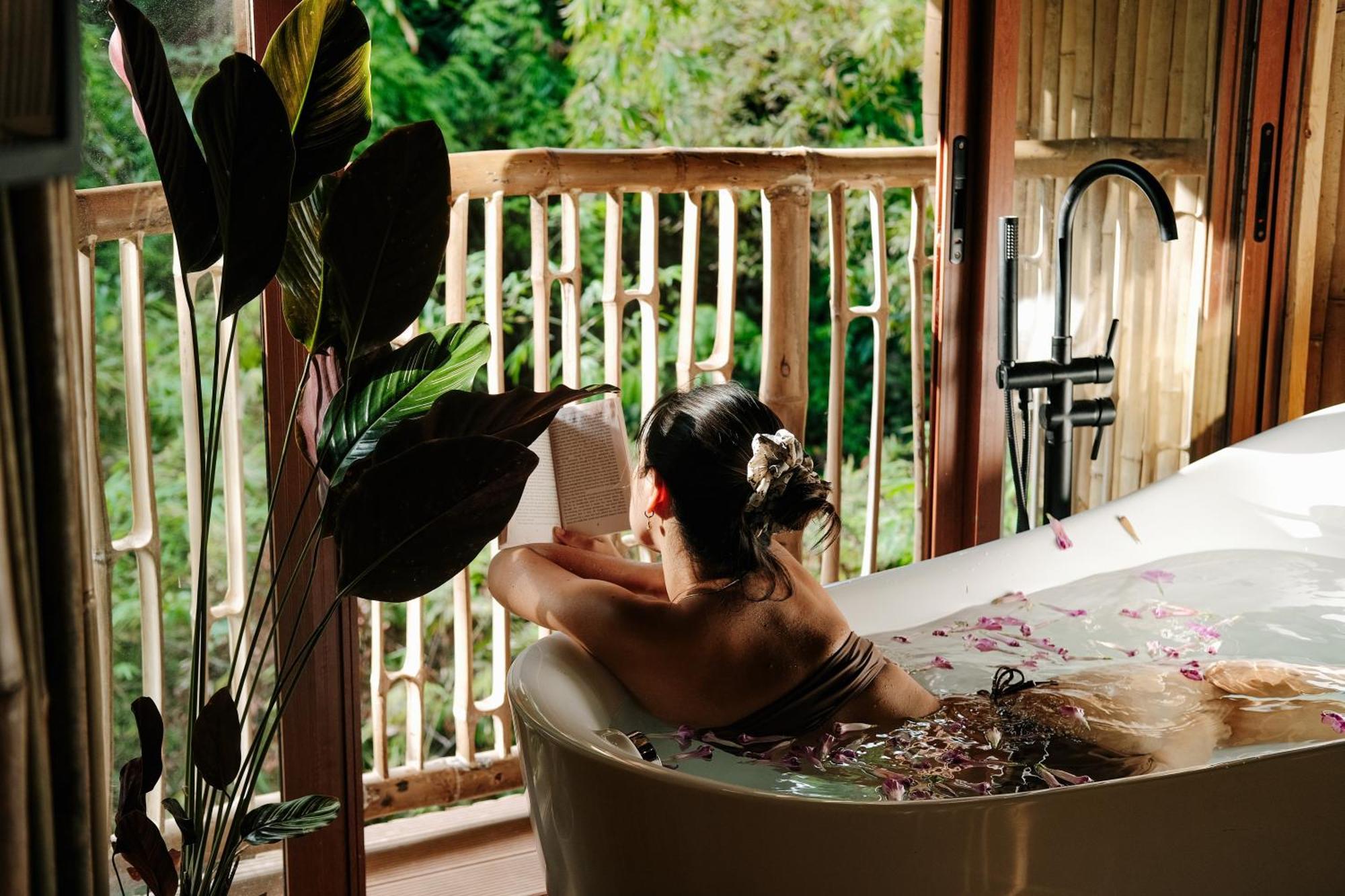 Treehouse De Valentine Villa Balamban Exteriör bild
