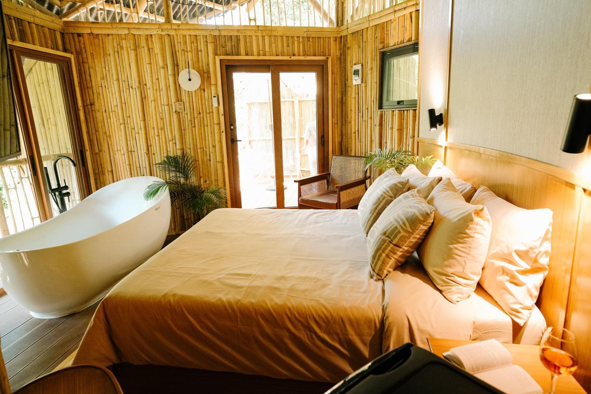 Treehouse De Valentine Villa Balamban Exteriör bild